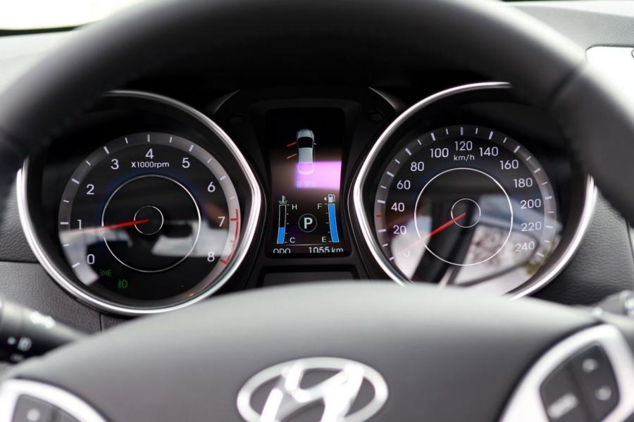  Hyundai Elantra 2011 года  (фото 106 из 144)